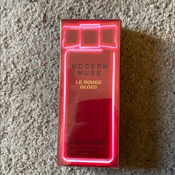 Estee Lauder Other - Estèe Lauder